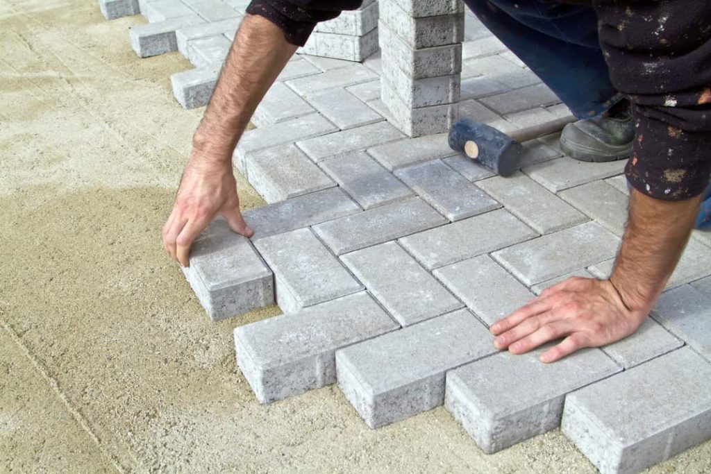 Paving block tahan beban